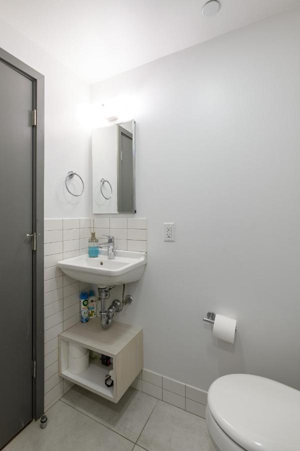 Small Fully Equipped Contemporary Studio Near Mgh بوسطن المظهر الخارجي الصورة